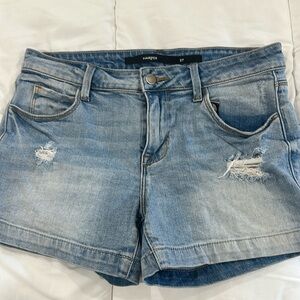 Distressed stretchy jean shorts 27